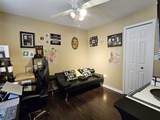 14070 Forest Oak Cir - Photo 15