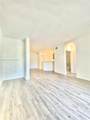 1902 Belmont Ln - Photo 6