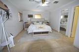 890 38th St - Photo 11