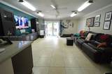 890 38th St - Photo 4