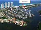 300 Bayview Dr - Photo 2
