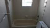 1212 Belmont Ln - Photo 11