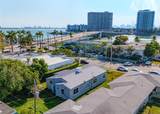 2125 Bay Dr - Photo 15