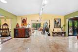 3820 Plaza St - Photo 3