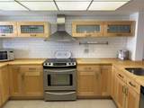 1069 Hillsboro Mile - Photo 11