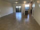 10431 82nd St - Photo 3