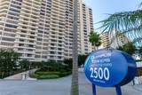 2500 Parkview Dr - Photo 1