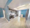2411 Thomas St - Photo 13