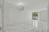 4301 Collins Ave - Photo 4