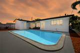 9241 Sunset Strip - Photo 43