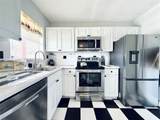 7891 Sunrise Lakes Dr - Photo 10