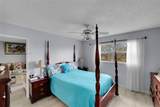 7891 Sunrise Lakes Dr - Photo 17