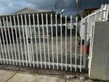 2223 32nd St - Photo 4