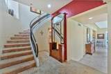 1021 Greenway Dr - Photo 4