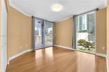 275 18th St - Photo 10