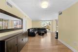 275 18th St - Photo 4