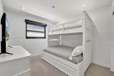 915 7th St - Photo 23