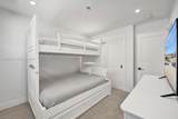 915 7th St - Photo 24