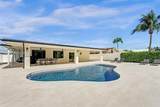 915 7th St - Photo 38