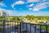 800 Parkview Dr - Photo 17