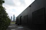 611 11th St - Photo 4