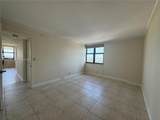 2555 Collins Ave - Photo 24