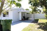 2411 6th St - Photo 20