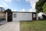 530 10th Ave - Photo 3
