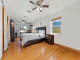 1866 8th Ter - Photo 15