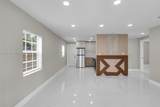1660 26th St - Photo 2