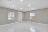 1660 26th St - Photo 3