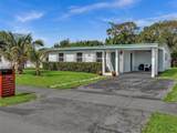 535 29th Ter - Photo 2