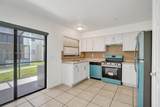 4511 Treehouse Ln - Photo 12