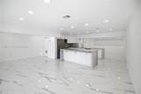 7051 29th St - Photo 3