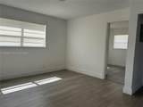 904 10th St - Photo 3