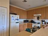 921 42nd Pl - Photo 4