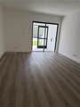 200 Lakeview Dr - Photo 9