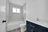 2956 44 ST - Photo 19