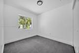 2956 44 ST - Photo 20