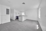 2956 44 ST - Photo 9