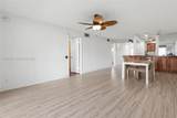 711 Hollybrook Dr - Photo 6
