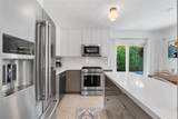 930 11th Ct - Photo 11