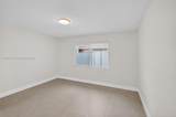 4530 143 PL. - Photo 30