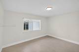 4530 143 PL. - Photo 32