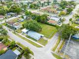 2406 67th St - Photo 4