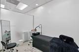 Beauty Salon For Sale On West Kendall - Photo 11