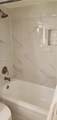 9720 Hollybrook Lake Dr - Photo 11