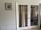 9820 Hollybrook Lake Dr - Photo 20
