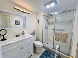9820 Hollybrook Lake Dr - Photo 24