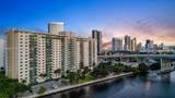 19390 Collins Ave - Photo 14